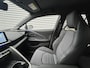 Toyota C-HR 1.8 Hybrid 140 Executive Bi-tone, NEXT GEN. PACK, Nieuw en direct rijden, Navigatie, Elek. Achterklep. Head-Up display, Dodehoekdetectie, JBL, LMV, PDC