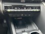Toyota C-HR 1.8 Hybrid 140 Executive Bi-tone, NEXT GEN. PACK, Nieuw en direct rijden, Navigatie, Elek. Achterklep. Head-Up display, Dodehoekdetectie, JBL, LMV, PDC