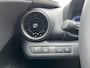 Toyota C-HR 1.8 Hybrid 140 Executive Bi-tone, NEXT GEN. PACK, Nieuw en direct rijden, Navigatie, Elek. Achterklep. Head-Up display, Dodehoekdetectie, JBL, LMV, PDC