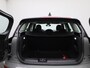 MINI Clubman 1.5 Cooper Essential | AUTOMAAT | Lage Km Stand! | Navigatie | LED Koplampen | Sfeerverlichting | Achteruitrijcamera | Voorstoelen Verwarmd | Keyless Entry | Cruise Control | Parkeersensor Achter | Apple Carplay / Android Auto | Lichtmetalen Velgen |  Lage km stand