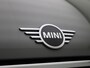 MINI Clubman 1.5 Cooper Essential | AUTOMAAT | Lage Km Stand! | Navigatie | LED Koplampen | Sfeerverlichting | Achteruitrijcamera | Voorstoelen Verwarmd | Keyless Entry | Cruise Control | Parkeersensor Achter | Apple Carplay / Android Auto | Lichtmetalen Velgen |  Lage km stand