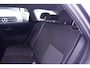 Toyota Auris 1.8 First Edition navigatie camera private glas lmv 16" stoelverwarming climate controle DAB keyless entry en start voorstoelen verwarmd PDC v+a