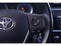 Toyota Auris 1.8 Hybrid First Edition navigatie camera private glas lmv 16" stoelverwarming climate controle DAB keyless entry en start voorstoelen verwarmd PDC v+a