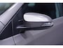 Toyota Auris 1.8 First Edition navigatie camera private glas lmv 16" stoelverwarming climate controle DAB keyless entry en start voorstoelen verwarmd PDC v+a
