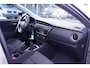 Toyota Auris 1.8 Hybrid First Edition navigatie camera private glas lmv 16" stoelverwarming climate controle DAB keyless entry en start voorstoelen verwarmd PDC v+a