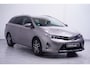 Toyota Auris 1.8 Hybrid First Edition navigatie camera private glas lmv 16" stoelverwarming climate controle DAB keyless entry en start voorstoelen verwarmd PDC v+a
