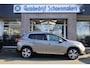 Peugeot 2008 1.6 VTi Féline PANO TREKHAAK LEER/ALCANTARA NAVI CRUISE CLIMA DISTRIBUTIERIEM=VERVANGEN! NAP 17"LMV