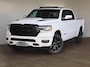 Dodge Ram 1500 5.7 V8 4x4 Crew Cab Sport Night edition | Elektrisch Sidebars | Pano-Dak | Groot Navi | eTorque |