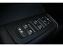Volvo XC60 T8 Recharge AWD Plus Black Edition - LONG RANGE - Panorama/schuifdak - IntelliSafe Assist & Surround - 360º Camera - Verwarmde voorstoelen & stuur - Parkeersensoren voor & achter - Elektr. bedienb. voorstoelen met geheugen - Draadloze tel. lader - Extra getint glas - 21' LMV