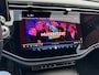 Mercedes-Benz E-klasse E300E T AMG Superscreen Trekhaak HUD 360Camera Memory