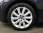 Volvo V40 2.0 T3 Momen - Navigatie - Dealer Onderhouden