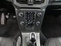 Volvo V40 2.0 T3 Momen - Navigatie - Dealer Onderhouden