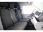 Volkswagen Transporter 2.0 TDI L2H1 28 Comfortline 150 pk | Navigatie | Trekhaak (afneembaar) | Parkeersensoren | Stoelverwarming | Vering verzwaard |