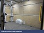 Volkswagen Crafter 2.0 TDI 140 pk L3H3 L2H2 Euro6 Airco | Camera | Apple Carplay | Android Auto Parkeersensoren, Bijrijdersbank
