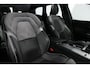 Volvo XC60 2.0 T6 Plug-in hybrid AWD R-Design / Facelift / Black Edition / Panoramadak / Elektr. verstelbare voorstoel (memory) / 21'' LMV / Apple Carplay / Achteruitrijcamera / Elektr. bedienbare achterklep / Keyless / LED Koplampen / Lederen contourstoelen