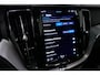 Volvo XC60 2.0 T6 Plug-in hybrid AWD R-Design / Facelift / Black Edition / Panoramadak / Elektr. verstelbare voorstoel (memory) / 21'' LMV / Apple Carplay / Achteruitrijcamera / Elektr. bedienbare achterklep / Keyless / LED Koplampen / Lederen contourstoelen