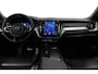 Volvo XC60 2.0 T6 Plug-in hybrid AWD R-Design / Facelift / Black Edition / Panoramadak / Elektr. verstelbare voorstoel (memory) / 21'' LMV / Apple Carplay / Achteruitrijcamera / Elektr. bedienbare achterklep / Keyless / LED Koplampen / Lederen contourstoelen