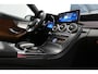 Mercedes-Benz C-klasse Cabrio 180 AMG Line / Airscarf - nekverwarming / Stoelverwarming / Apple Carplay - Andriod Auto / 360 graden camera / Dodehoek sensor / Digitaal instrumentenpaneel / Agility Select / LED High Performance / Lederen bekleding / Navigatie / Cruise Control / Achteruitrijcamera / 19'' LMV