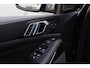 BMW X5 xDrive50e 490 PK M-Sport Pro PHEV, 4-Wielsturing, Panoramadak, Head-Up, Massage, Carbon Trim, Trekhaak, H/K Sound