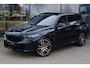 BMW X5 xDrive50e 490 PK M-Sport Pro PHEV, 4-Wielsturing, Panoramadak, Head-Up, Massage, Carbon Trim, Trekhaak, H/K Sound