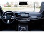 BMW X5 xDrive50e 490 PK M-Sport Pro PHEV, 4-Wielsturing, Panoramadak, Head-Up, Massage, Carbon Trim, Trekhaak, H/K Sound