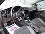 Volkswagen Golf 1.5 TSI Highline Business R / AUTOMAAT / Adaptive Cruise Control / NAV / Apple Carplay / PDC V+A