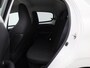 Peugeot 108 1.0 e-VTi Allure | APPLE CARPLAY | ACHTERUITRIJCAMERA | CLIMATE CONTROL | 15" LICHMETALEN VELGEN |