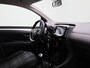 Peugeot 108 1.0 e-VTi Allure | APPLE CARPLAY | ACHTERUITRIJCAMERA | CLIMATE CONTROL | 15" LICHMETALEN VELGEN |