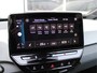 Volkswagen ID.3 First Plus 204PK 58 kWh /NAVI/MATRIX LED/Keyless/19'LM/PDC/Achteruitrijcamera/ACC/Standkachel/Stoelverw./NAP! 1e eig!