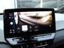 Volkswagen ID.3 First Plus 204PK 58 kWh /NAVI/MATRIX LED/Keyless/19'LM/PDC/Achteruitrijcamera/ACC/Standkachel/Stoelverw./NAP! 1e eig!