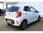 Kia Picanto 1.0 DPi DynamicPlusLine | Incl. 12 maanden Garantie | Dealer onderhouden | Automaat | Achteruitrijcamera | Parkeersensoren achter | Keyless entry/start | Climate controle | Cruise controle | Apple CarPlay/Android auto | Navigatie | 15 Inch LMV | Getinte ramen | Set winterbanden aanwezig | Origineel NL auto | NAP |