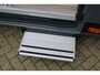 Megamobile Lounge Mobil Mega Lounge 640 180pk - Elektrisch bed - Vloerverwarming - Omvormer - Prijs incl. BTW/BPM