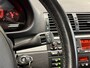 BMW 3-Serie Cabrio 320Ci Executive | Elektrische Cabriokap | Parkeersensoren Achter | Stoelverwarming |Elektrische Stoelen + Geheugen Bestuurder | Lichtmetaal 16" | Radio |
