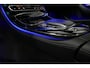 Mercedes-Benz E-klasse Estate 300 e AMG Line / E63 AMG Grill / E63 AMG Diffuser / Panoramadak / Burmester Sound System / Sfeerverlichting / Luchtvering (achteras) / LED High Performance / 20'' LMV / Night pakket / Apple Carplay - Andriod auto / Stoelverwarming / Trekhaak (zwenkbaar) / Achteruitrijcamera / Draadloze telefoonlader / Widescreen