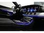 Mercedes-Benz E-klasse Estate 300 e AMG Line / E63 AMG Grill / E63 AMG Diffuser / Panoramadak / Burmester Sound System / Sfeerverlichting / Luchtvering (achteras) / LED High Performance / 20'' LMV / Night pakket / Apple Carplay - Andriod auto / Stoelverwarming / Trekhaak (zwenkbaar) / Achteruitrijcamera / Draadloze telefoonlader / Widescreen