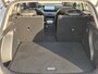 Hyundai Kona 1.6 GDI HEV Premium Sky Automaat / Glazen schuif- en kanteldak / Trekgewicht 1300 kg / Achterbank verwarming / Adaptief cruise control / Elektrische achterklep / Apple Carplay Android Auto /