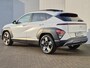 Hyundai Kona 1.6 GDI HEV Premium Sky Automaat / Glazen schuif- en kanteldak / Trekgewicht 1300 kg / Achterbank verwarming / Adaptief cruise control / Elektrische achterklep / Apple Carplay Android Auto /