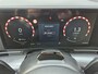 Hyundai Kona 1.6 GDI HEV Premium Sky Automaat / Glazen schuif- en kanteldak / Trekgewicht 1300 kg / Achterbank verwarming / Adaptief cruise control / Elektrische achterklep / Apple Carplay Android Auto /
