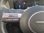Hyundai Kona 1.6 GDI HEV Premium Sky Automaat / Glazen schuif- en kanteldak / Trekgewicht 1300 kg / Achterbank verwarming / Adaptief cruise control / Elektrische achterklep / Apple Carplay Android Auto /