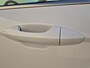 Hyundai Kona 1.6 GDI HEV Premium Sky Automaat / Glazen schuif- en kanteldak / Trekgewicht 1300 kg / Achterbank verwarming / Adaptief cruise control / Elektrische achterklep / Apple Carplay Android Auto /