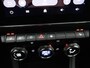 Renault Captur TCe 140PK EDC Intens / CAMERA / NAVI GROOT / STOELVERWARMING / 1500KG trekgewicht