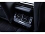 Land Rover Range Rover Evoque P300e R-Dynamic SE AWD | Cold Climate | 20 Inch | El. Trekhaak | Black Ext Pack | Meridian Audio | Drive Pack