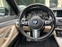 BMW 5-Serie TOURING 535 XI/AWD/HIGH EXECUTIVE/M PAKKET LUCHTVERING/LEDEREN BEKLEDING/CLIMATE CONTROLE/NAVI FULL MAP/COMFORTSTOELEN MET MEMORY EN STOELVERWARMING/ACHTERUITRIJ CAMERA/BI-XENON/CRUISE CONTROLE/PARKEERSENSOREN V+A LEKTRISCH BEDIENBARE ACHTERKLEP/MULTIFUNCTIONEEL STUUR/ZWENKBARE TREKHAAK
