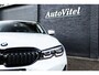 BMW 3-Serie Touring 330e | Panodak | Live Cockpit Pro | Sportstoelen | Adaptive Cruise | 19" Breedset