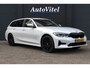BMW 3-Serie Touring 330e | Panodak | Live Cockpit Pro | Sportstoelen | Adaptive Cruise | 19" Breedset