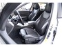 BMW 3-Serie Touring 330e | Panodak | Live Cockpit Pro | Sportstoelen | Adaptive Cruise | 19" Breedset