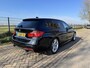 BMW 3-Serie Touring 320d High Executive, M-Pakket, Navigatie, Bluetooth, Harman Kardon, Stoelverwarming, Xenon, Boekjes aanwezig