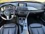 BMW 3-Serie Touring 320d High Executive, M-Pakket, Navigatie, Bluetooth, Harman Kardon, Stoelverwarming, Xenon, Boekjes aanwezig