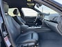 BMW 3-Serie Touring 320d High Executive, M-Pakket, Navigatie, Bluetooth, Harman Kardon, Stoelverwarming, Xenon, Boekjes aanwezig