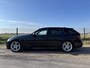 BMW 3-Serie Touring 320d High Executive, M-Pakket, Navigatie, Bluetooth, Harman Kardon, Stoelverwarming, Xenon, Boekjes aanwezig